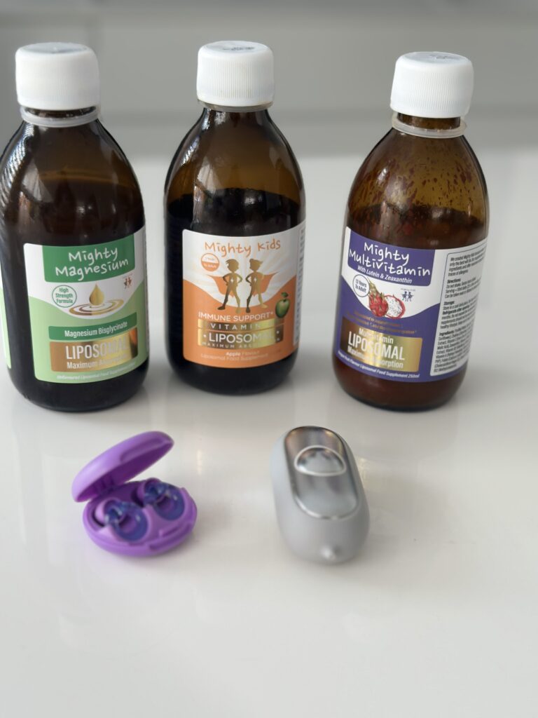 Living with ADHD: The Tools That Help Us Thrive | How to be a Mother y no Morir en el Intento ADHD tools, Sereni Calming Vest, Loop Earplugs, Mighty Kids vitamins.