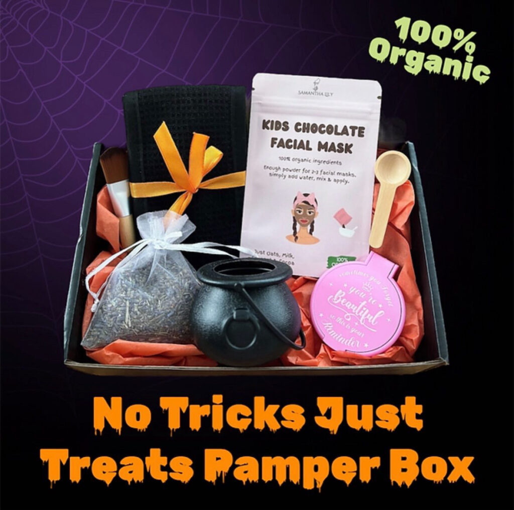 Half-Term Activities for Kids: 5 Brilliant Ideas to Keep Kids Happy (and Mums Sane!) | How to be a Mother y no Morir en el Intento Samantha Lily Organic Halloween pamper box